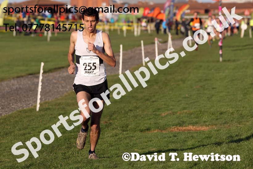 Senior mens North Eastern Cross Country, Redcar. Photo:  David T. Hewitson/Sports for All Pics